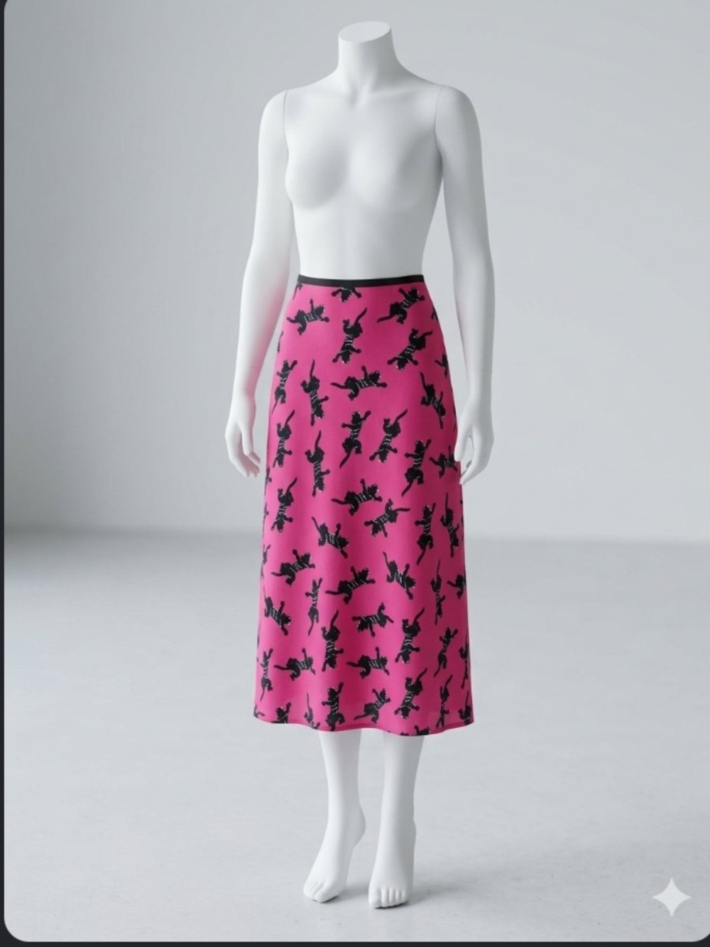 Diane Von Furstenberg Fuchsia Midi Skirt with Black Motif #22